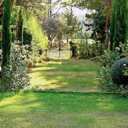 Le Domaine De Saint Veran Bed & Breakfast