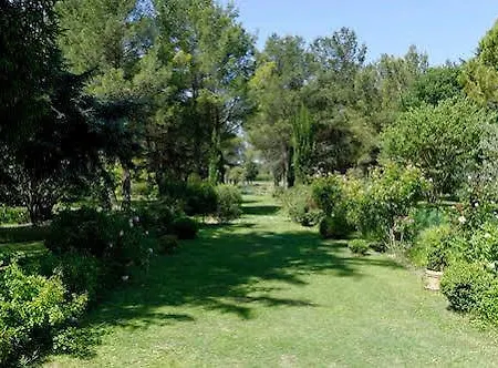 Le Domaine De Saint Veran 2*